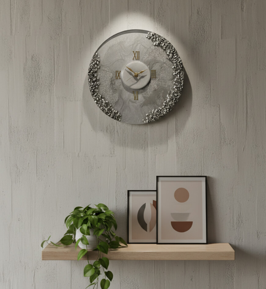 timeless_silver_resin_clock