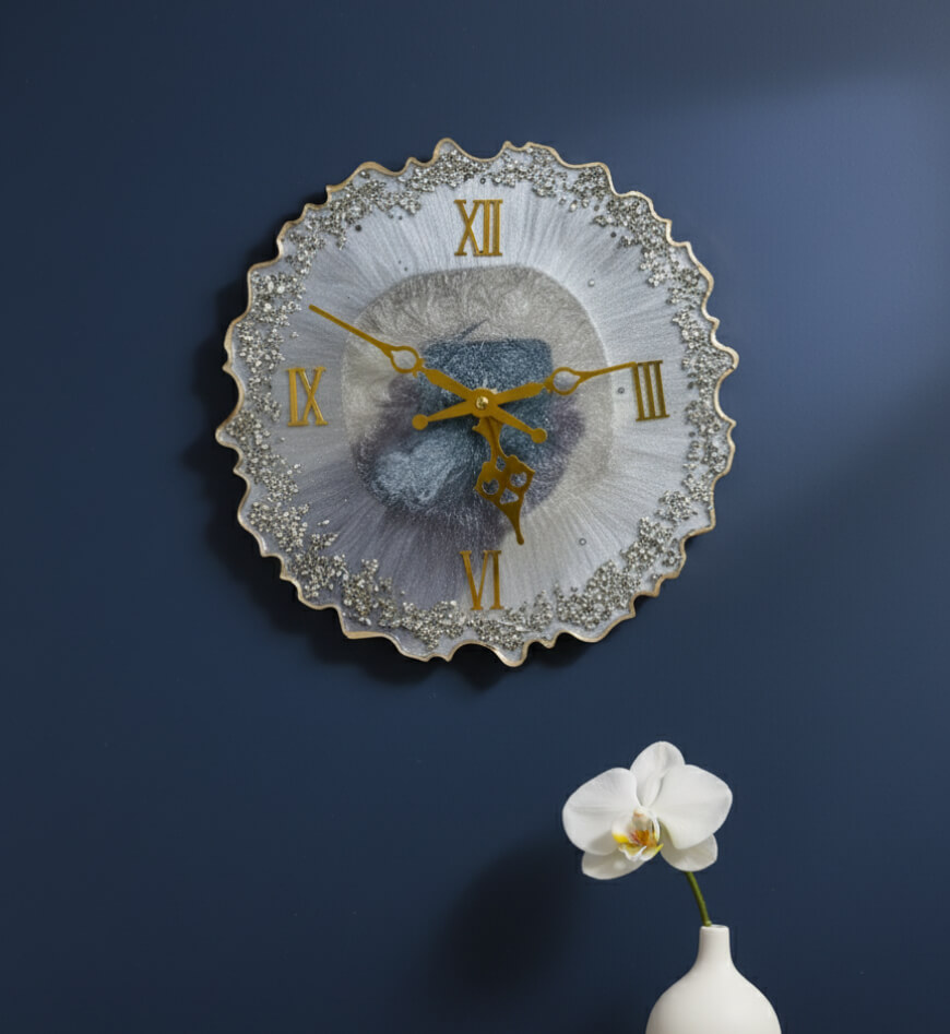 silver_crystal_border_clock_2