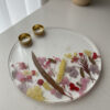 transparent_glitter_pressed_flower
